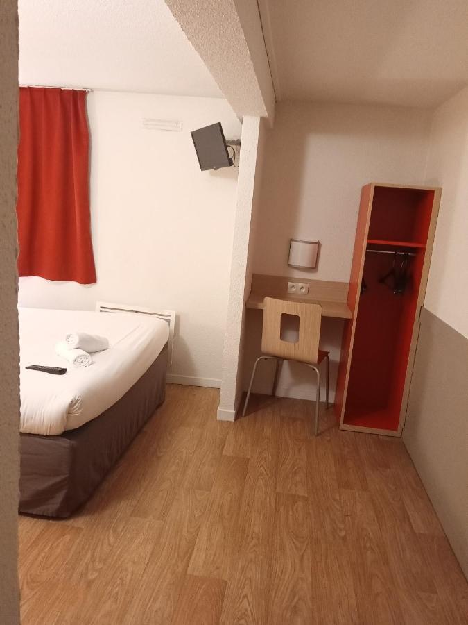 Premiere Classe Saint Brice Sous Foret Exterior foto
